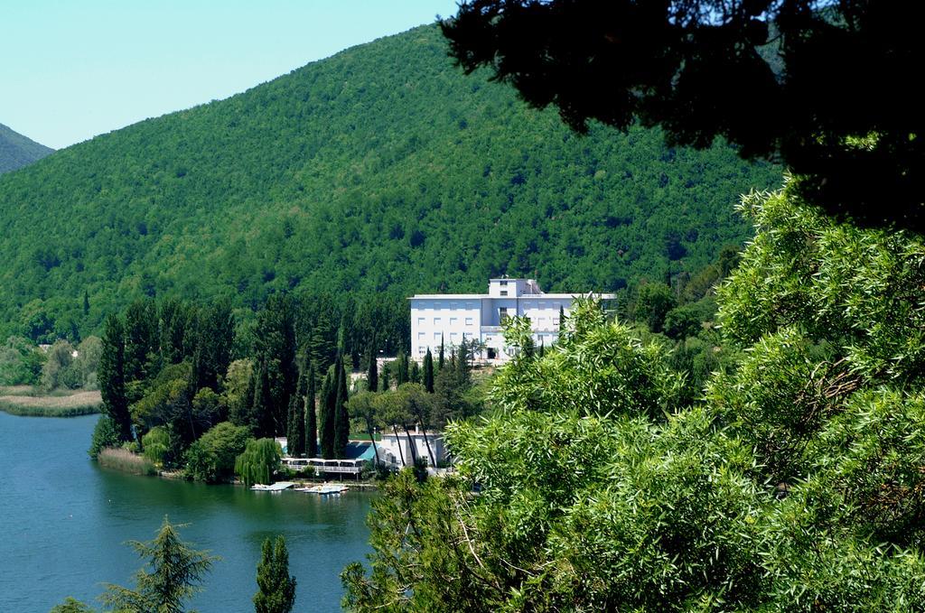Hotel Del Lago Piediluco Active & Spa Exterior photo